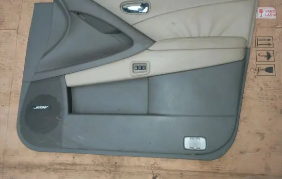 Nissan Murano Z51 Front door card panel trim 809101AA0A 8090B1AN0A