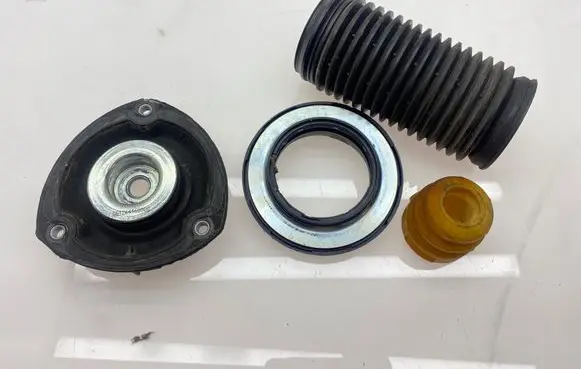 Volkswagen Golf VIII Front upper strut mount 06126416000 5Q412249F