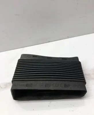 Audi A4 S4 B7 8E 8H Air intake duct part 8E0129739C