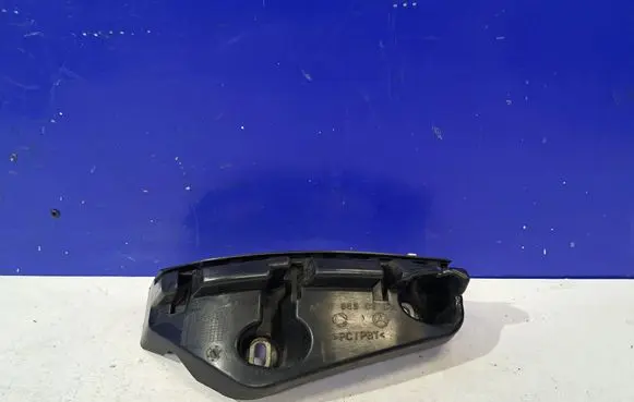 Mercedes-Benz E C207 W207 Rear bumper mounting bracket A2078850365