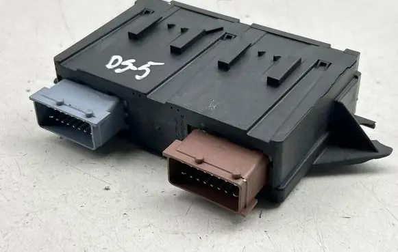 Citroen DS5 Tow bar trailer control unit/module 9665524180