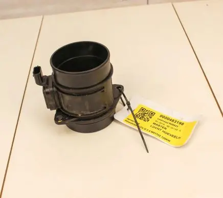 Renault Megane III Mass air flow meter 8200914647B