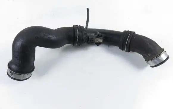 Volkswagen Transporter - Caravelle T5 Intercooler hose/pipe 7H0145955