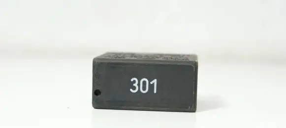 Audi A6 S6 C5 4B Other relay 4A0919471