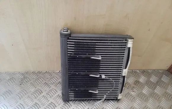 Air conditioning (A/C) radiator (interior)