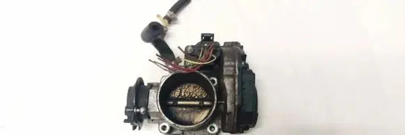 Volkswagen PASSAT B5 Throttle valve 058133063H