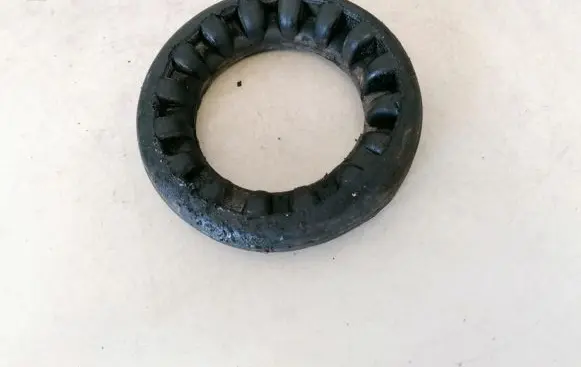 Volvo V50 Front coil spring rubber mount 8n515599ba 8n51-5599-ba