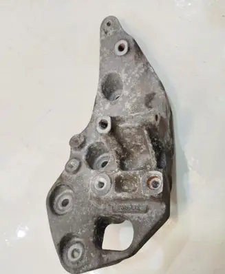Maserati Ghibli Generator/alternator bracket 
