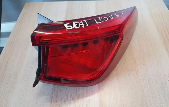 Seat Leon IV Rear/tail lights 5FA945096