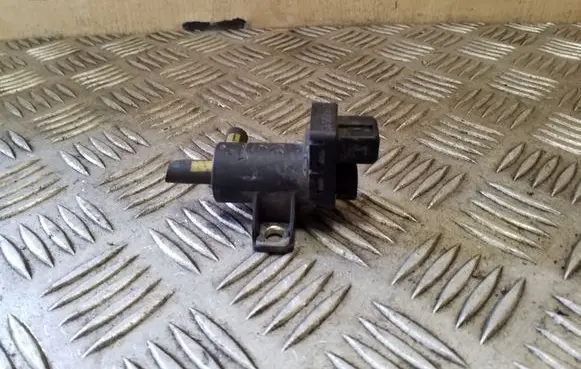 Nissan Qashqai Turbo solenoid valve 8200762162