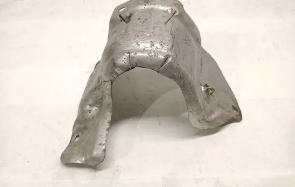 Peugeot 3008 II Heat shield in engine bay 9805502580