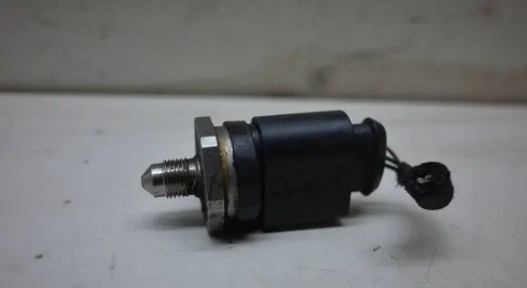 Audi A3 S3 8V Fuel pressure sensor 06J906051F