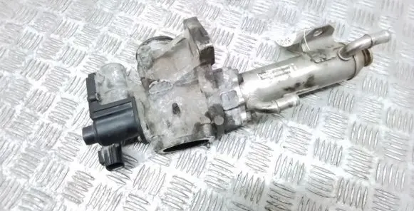Volvo V70 EGR valve cooler 880766L 30774446