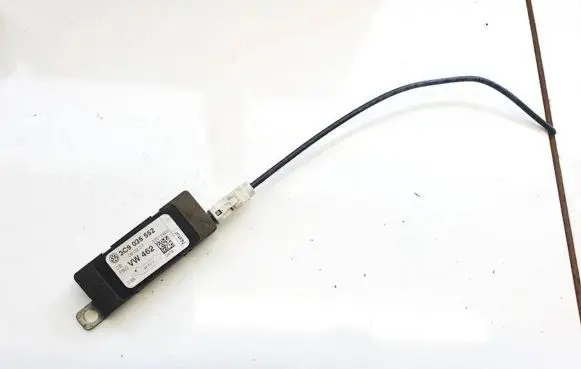 Volkswagen PASSAT B6 Antenna control unit 3c9035552a 12012400