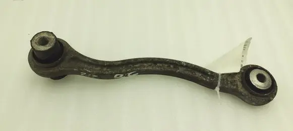 Mercedes-Benz E W212 Rear control arm A2043520565