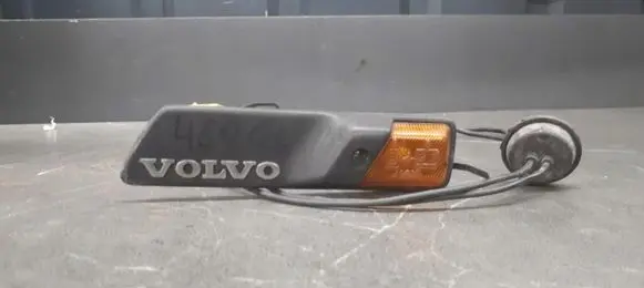 Volvo 440 Front fender indicator light 411103