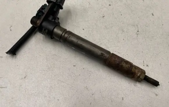 Citroen C5 Fuel injector 0445115025 05919 SARNEG5