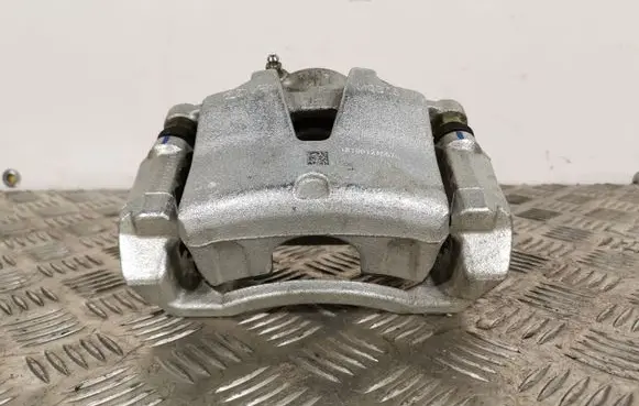 Hyundai Tucson TL Front brake caliper UR8XB0564 81728J25