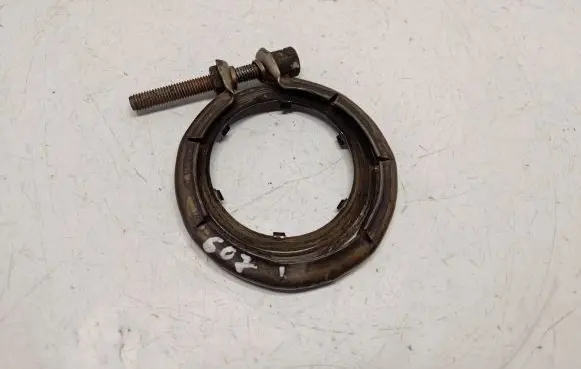 BMW 1 F20 F21 Muffler pipe connector clamp 8512137 18308512137