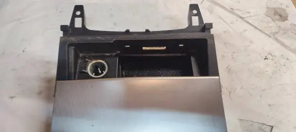 Ashtray (front)