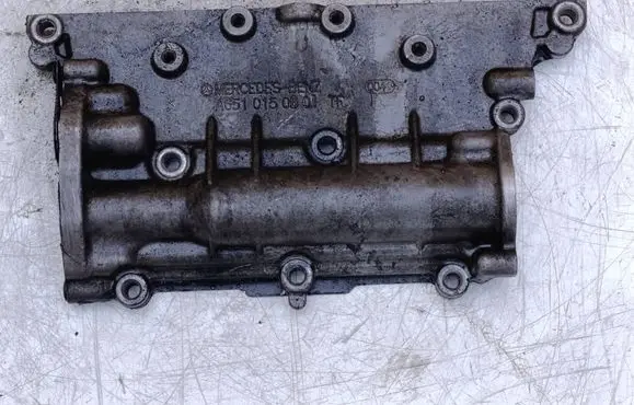Mercedes-Benz E W212 Timing chain cover A6510150601