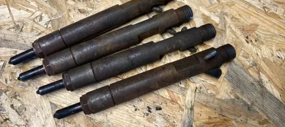 Ford Connect Fuel injectors set 