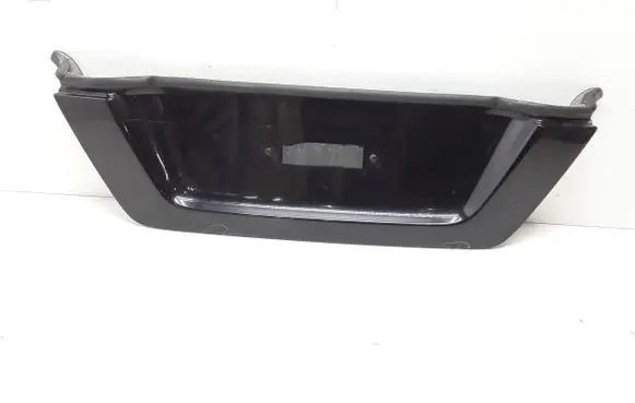 Volvo C70 Tailgate trim 