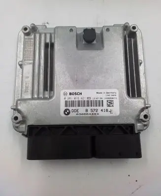 BMW 5 F10 F11 Engine control unit/module 8572418 030664443 0281019421