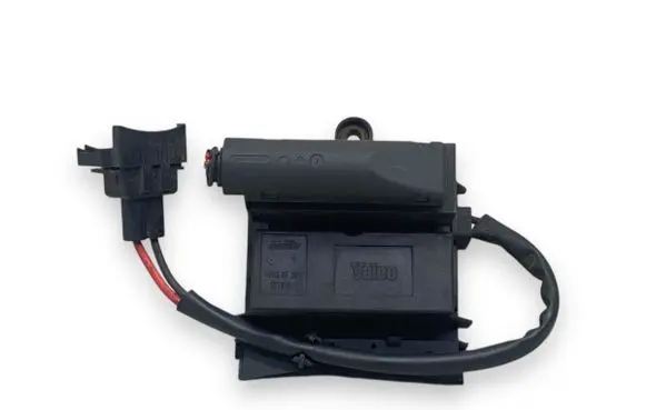 Coolant fan relay