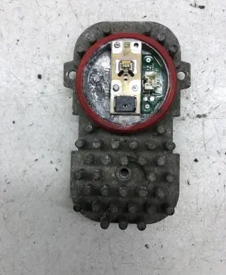 BMW 3 E90 E91 LED ballast control module MDE12731