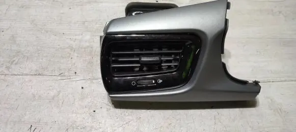 KIA Rio Dashboard side air vent grill/cover trim 0V0HY88C00 AHH00L8H0826