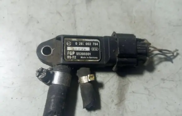 Opel Vectra C Exhaust gas pressure sensor 55200301 0281002784