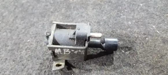 Mercedes-Benz S W140 Turbo solenoid valve