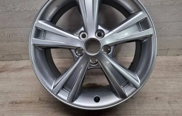 Lexus RX 300 R18 alloy rim 
