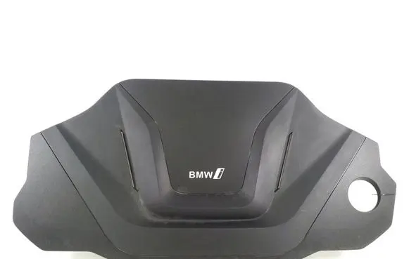 Engine bonnet/hood lock trim molding