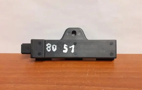 BMW 1 F40 Keyless system antenna 023AA1051R 8051