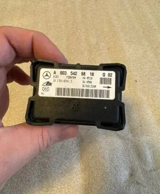 Mercedes-Benz C W203 ESP acceleration yaw rate sensor A0035429818 10170103413 0035429818