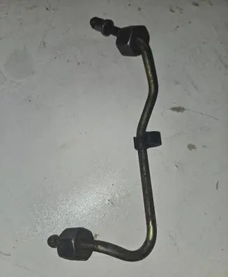 Audi A6 S6 C6 4F Fuel injector supply line/pipe 
