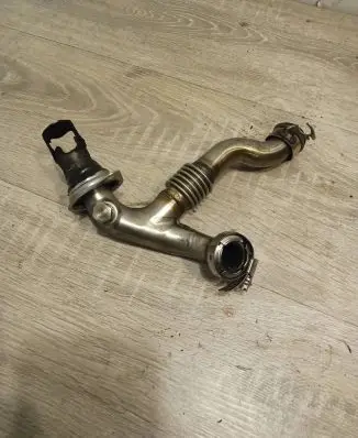 BMW 3 E90 E91 EGR valve line/pipe/hose 0440733009