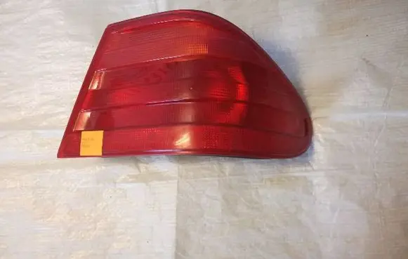 Mercedes-Benz E W210 Rear/tail lights A2108204464
