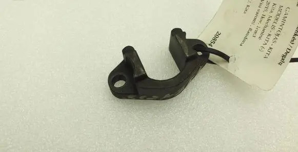 BMW 5 E60 E61 Fuel Injector clamp holder 7787215