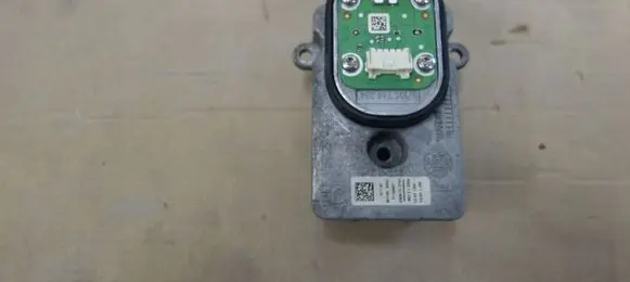 Mercedes-Benz C W205 Headlight ballast module Xenon 1305715284