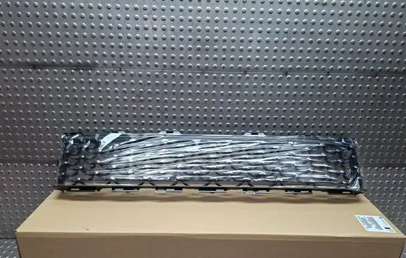 Fiat 500 Front bumper lower grill S26336992 735619520