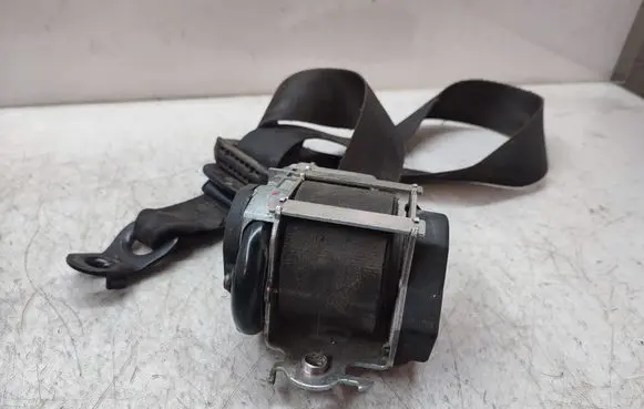 Opel Movano B Front seatbelt 868840018R