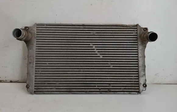 Toyota Avensis T250 Intercooler radiator 0R010 JD1271002220