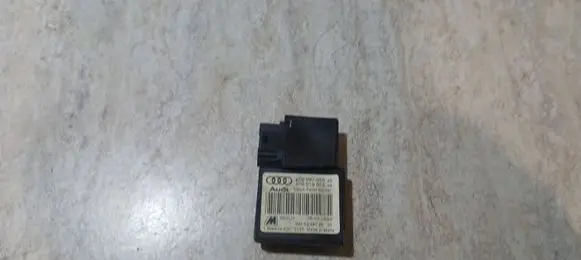 Audi A6 S6 C6 4F Clutch pedal sensor 4F0907658