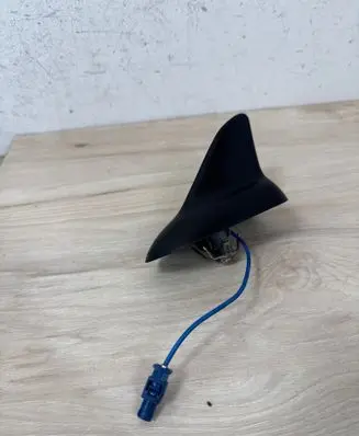 Opel Insignia A Aerial GPS antenna 13322159 2210