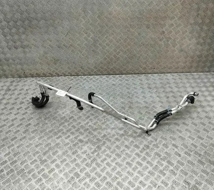 Volkswagen Multivan T6 Engine coolant pipe/hose 7T0819252E