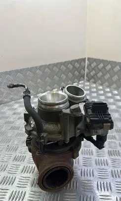 BMW 5 F10 F11 Turbo 8060945010 7823270