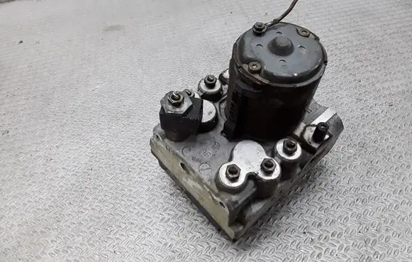 Mercedes-Benz E W210 ABS Pump 0265217007 0024319712J